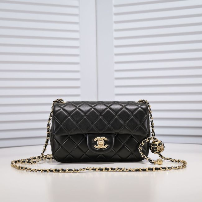 Chanel Chain Shoulder Bags Handbags Size 20*13*7cm 3-Color