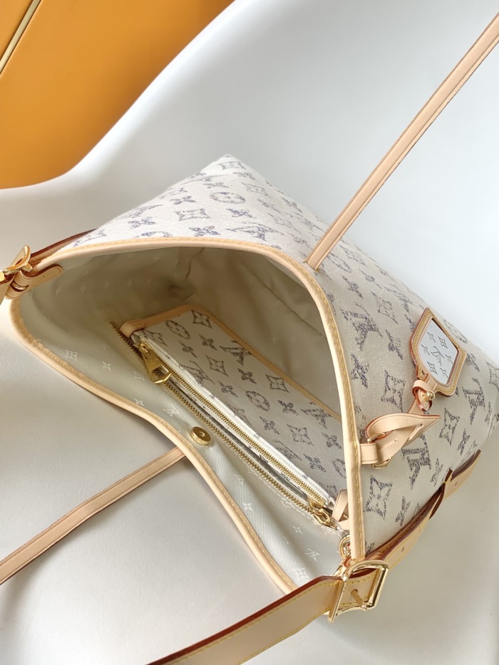 Louis Vuitton M24707 CarryAll Women Bags Size 29*24*12cm