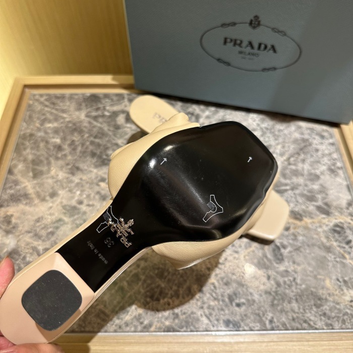 Prada Soft Padded Pumps  Size 35-41 7-Color