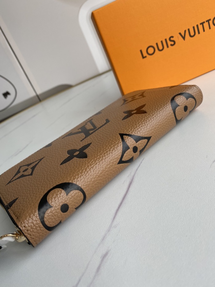 Louis Vuitton Wallet 19*10 cm