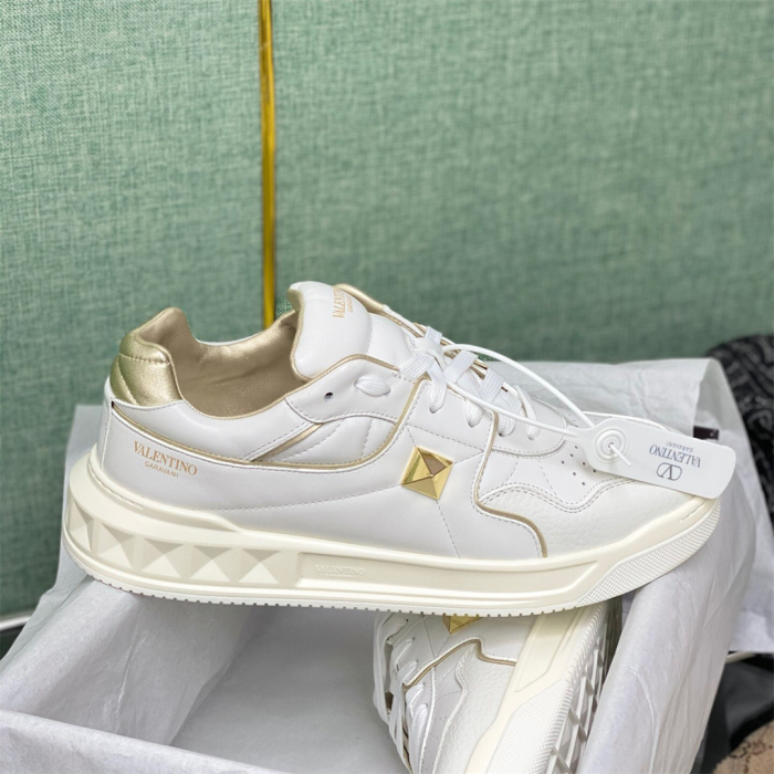 Valentino One Stud Low-Top Sneaker Size 36-45   10-Color