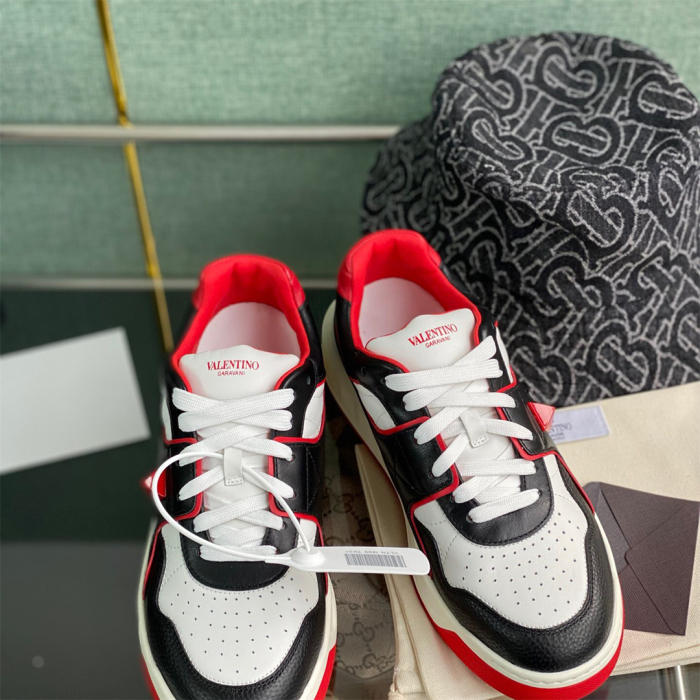 Valentino One Stud Low-Top Sneaker Size 36-45   10-Color