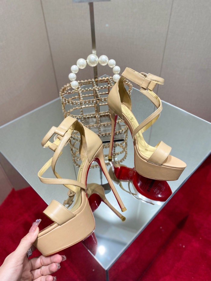 Christian Louboutin Choca Pumps Size 35-41 2-Color