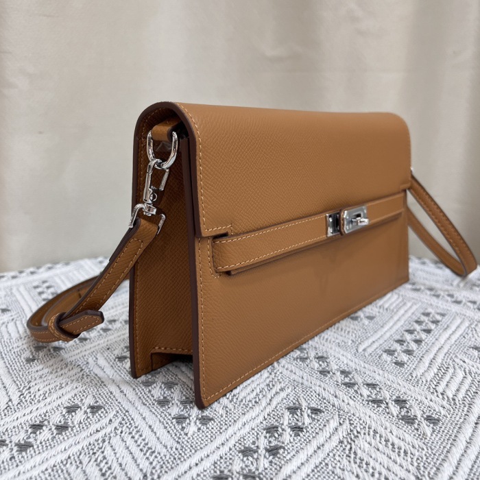 Hermes Elan Shoulder Bags Size 24cm