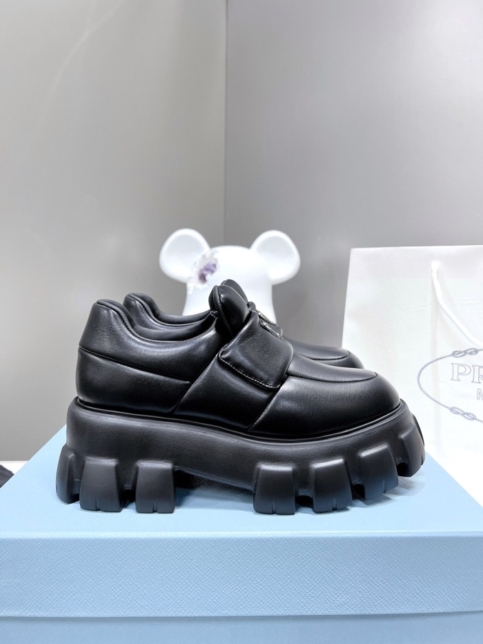 Prada 2024 New Soft padded nappa leather loafers Size 36-40