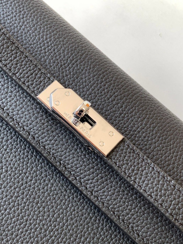 Hermes Clutch Size 25.5*20*4cm