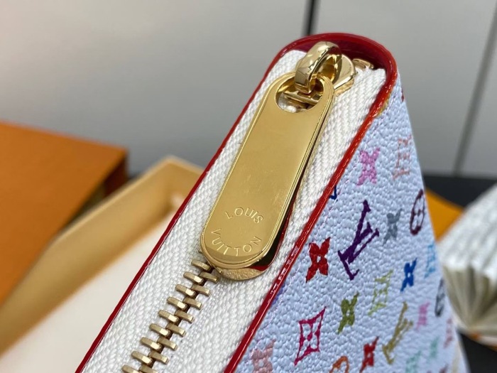 Louis Vuitton Women Wallet M13992 19.5*10.5*2.5cm