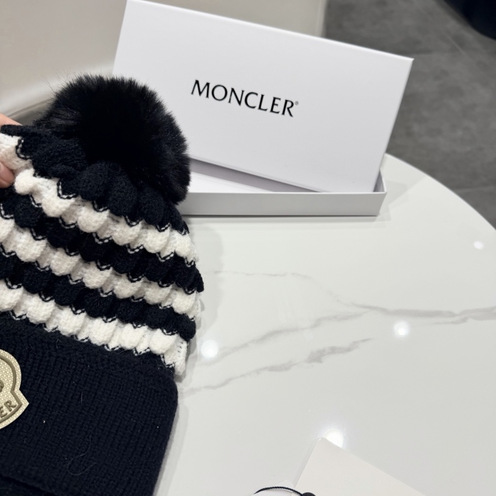 Moncler Knitted Hat
