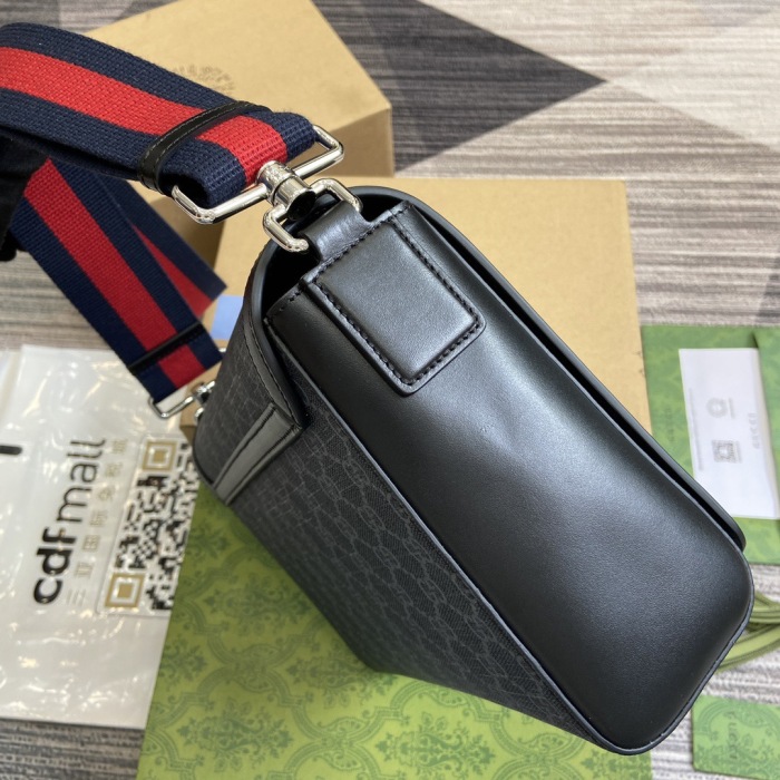 Gucci GG Supreme Shoulder Bags Size 20*27*8cm