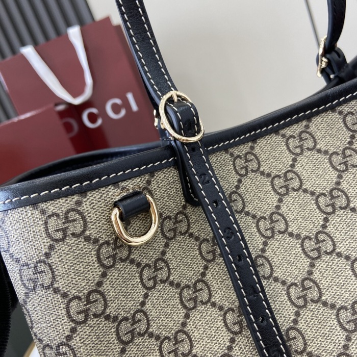 Gucci GG Emblem Women Shopping Bags Size 30*18*11cm