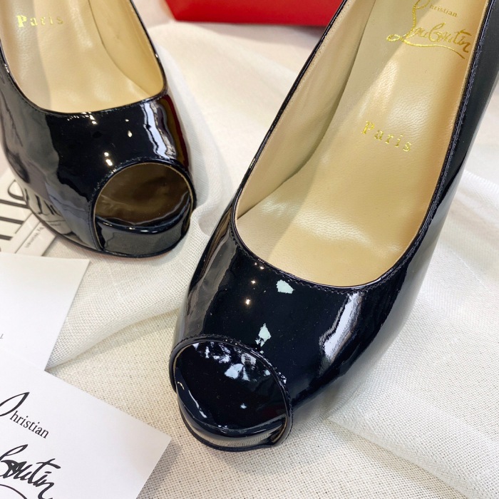 Christian Louboutin New Very Privé Pumps Size 35-41 3-Color