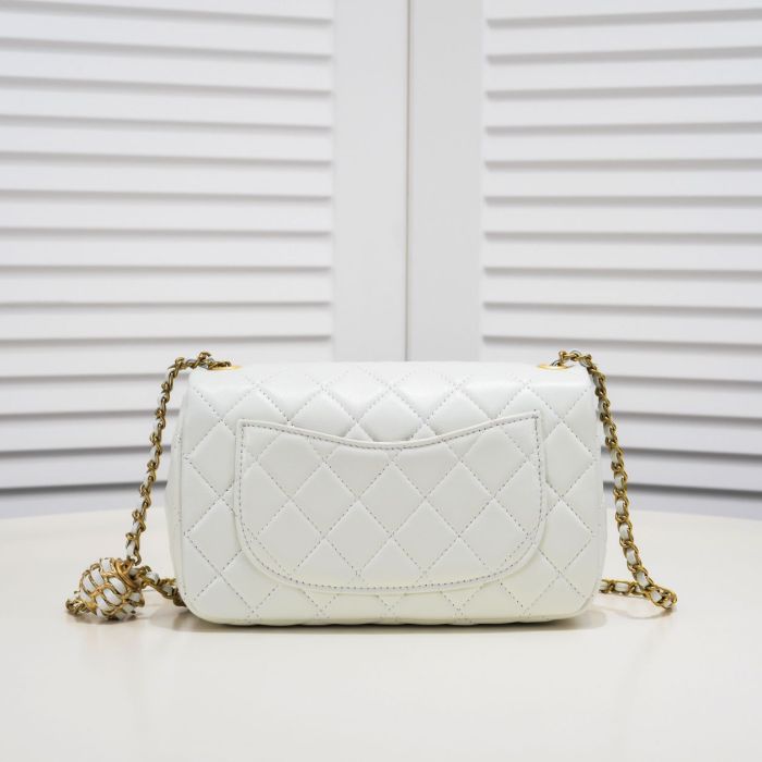 Chanel Chain Shoulder Bags Handbags Size 20*13*7cm 3-Color