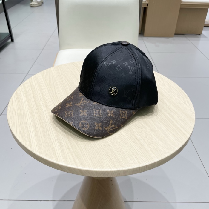 Louis Vuitton Baseball Cap 2-Color