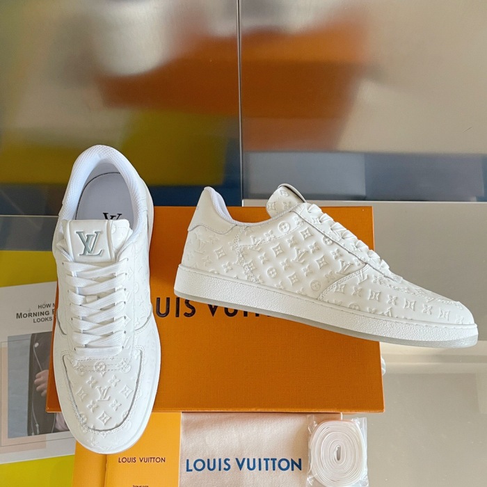 Louis Vuitton Rivoli Sneaker Size 39-45 2-Color