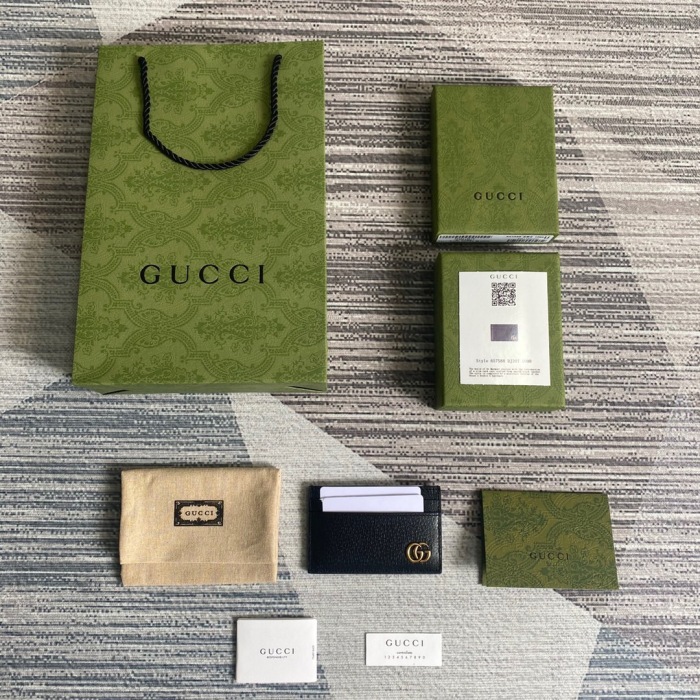 Gucci GG Marmont card case Size 11*7cm Style: 657588
