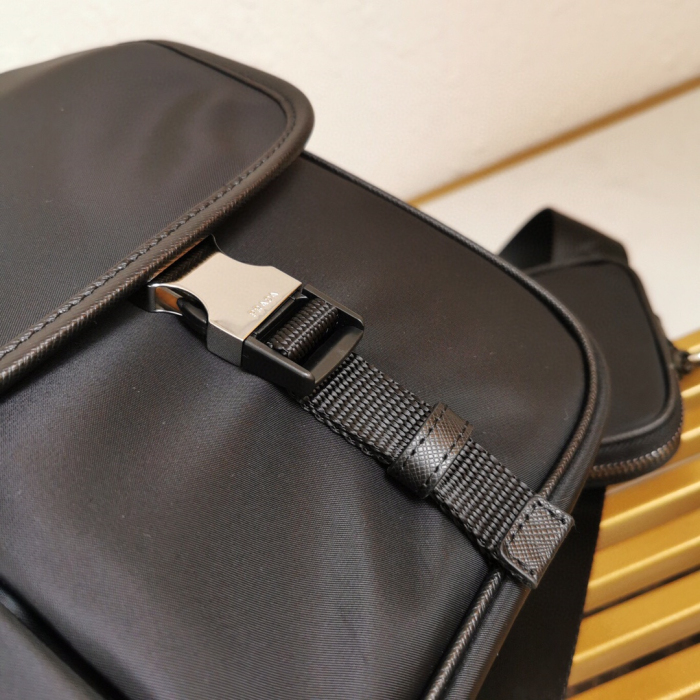 Prada 2VD768 Re-Nylon Men Shoulder Bags Size 32*24*12cm