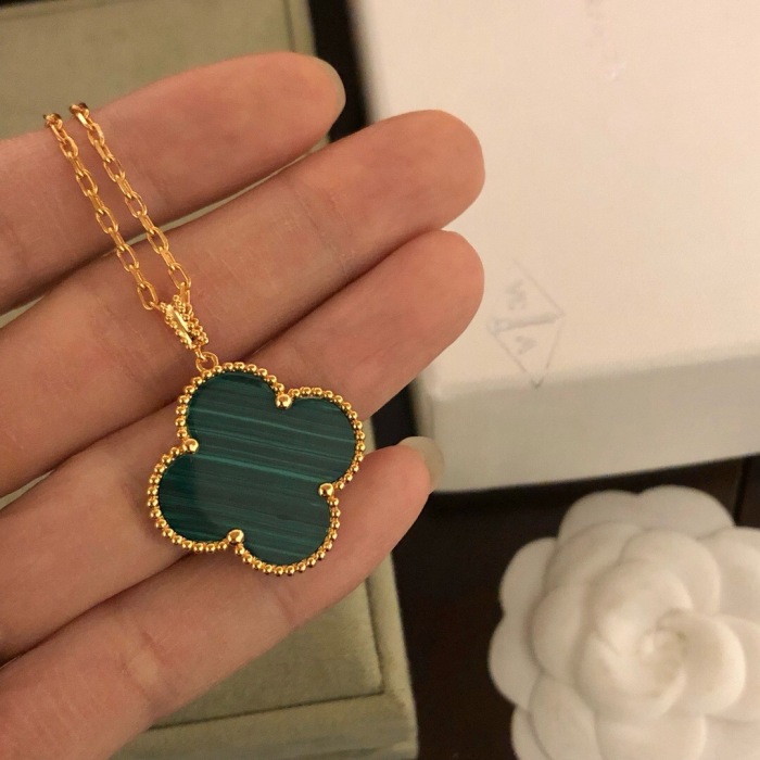 Van Cleef & Arpels Necklace 3-Color