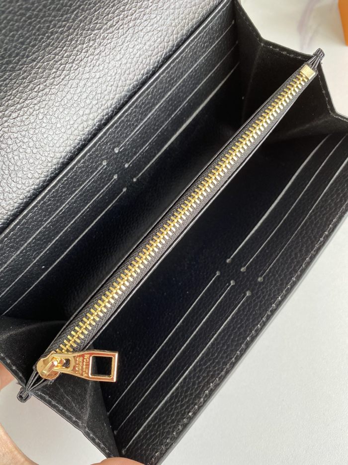 Louis Vuitton Wallet 19*10 cm