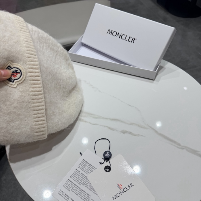Moncler Knitted Hat
