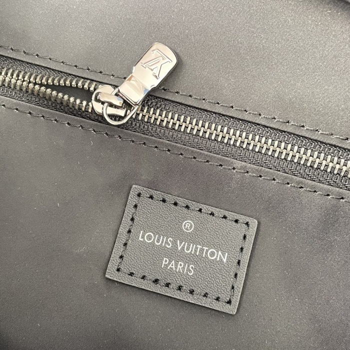 Louis Vuitton Clutch Bags Size 28*15*16.5cm