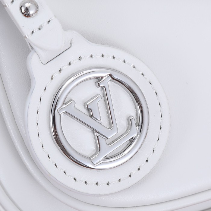 Louis Vuitton M20395 2022SS Women Shoulder Bags 24*15*6cm