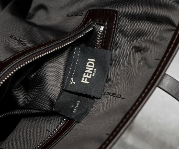 Fendi Women shopping bags 48*30*18cm
