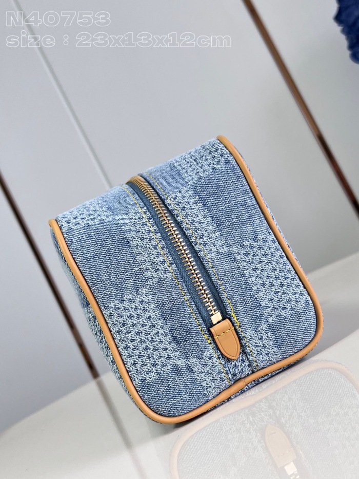 Louis Vuitton N40753 Locker Dopp Kit Bags Size 23*13*12cm