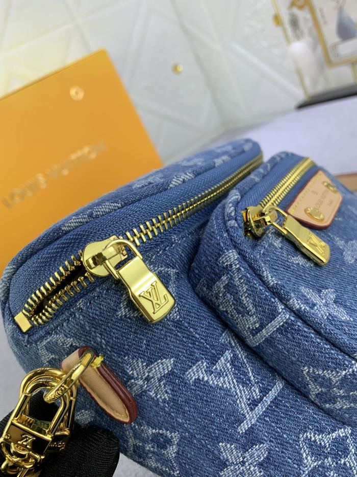 Louis Vuitton M82335 Mini Bumbag Shoulder Bags Size 17*12*9cm