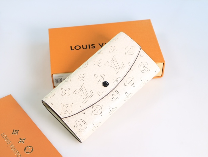Louis Vuitton Wallet 19*10 cm