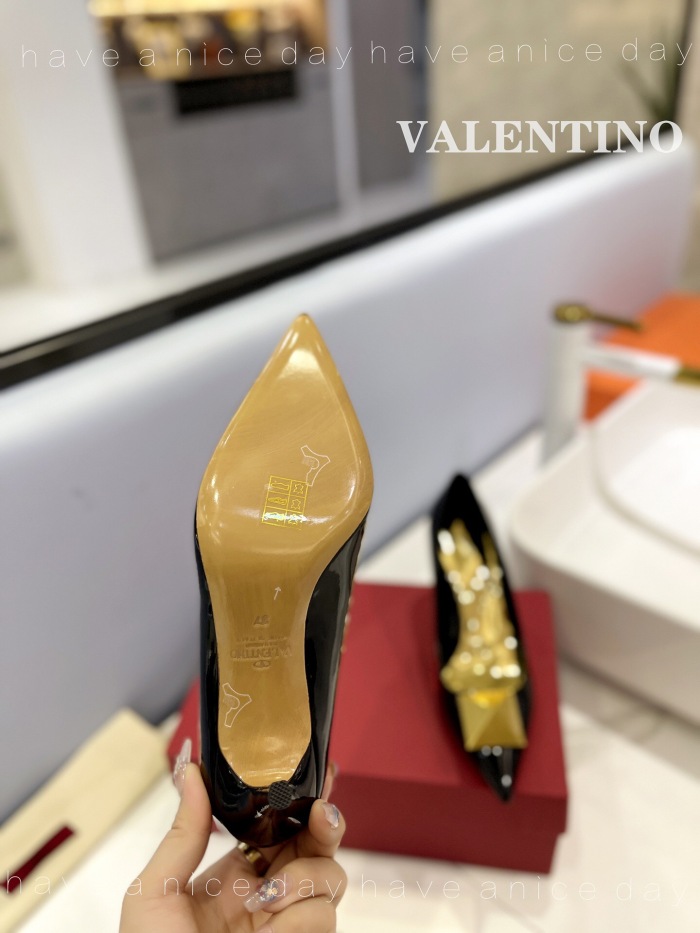 Valentino One Stud Patent Leather Pumps Size 35-41 4-Color