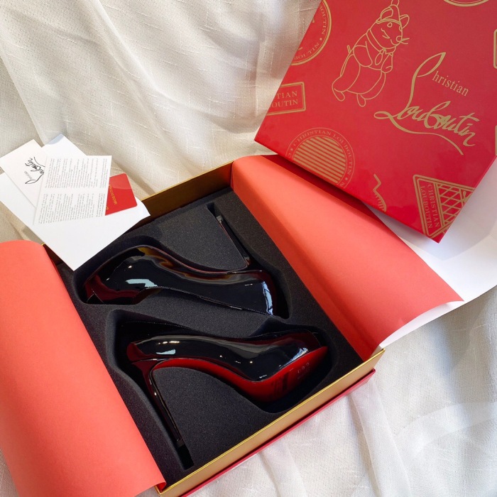 Christian Louboutin New Very Privé Pumps Size 35-41 3-Color