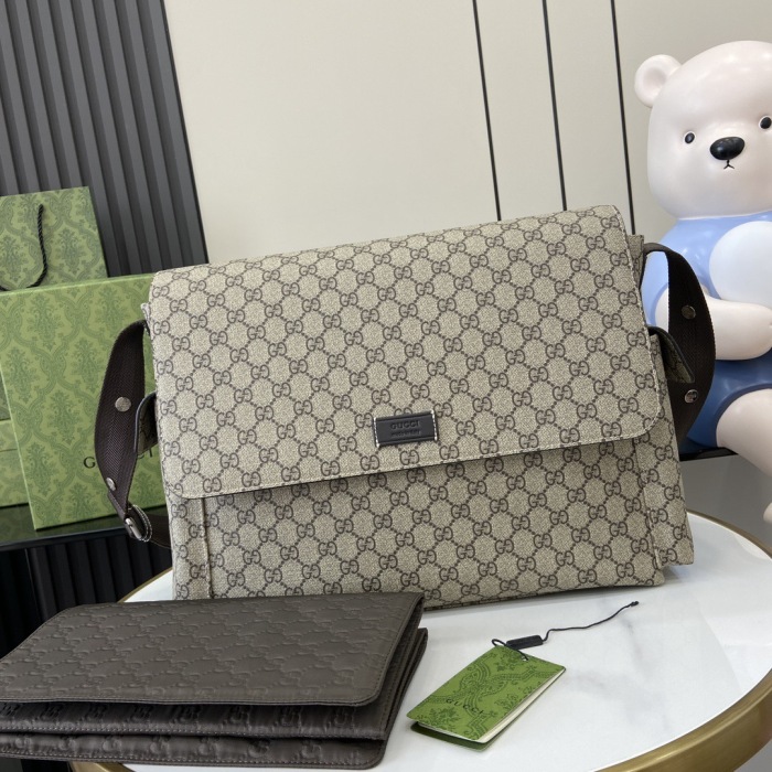 Gucci GG Supreme Shoulder Bags Size 44*28*14cm