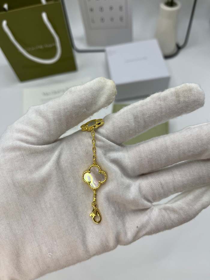 Van Cleef & Arpels Bracelet