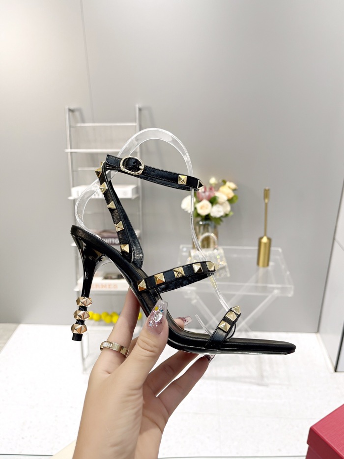 Valentino Rockstud Goatskin Pumps Size 35-41 3-Color