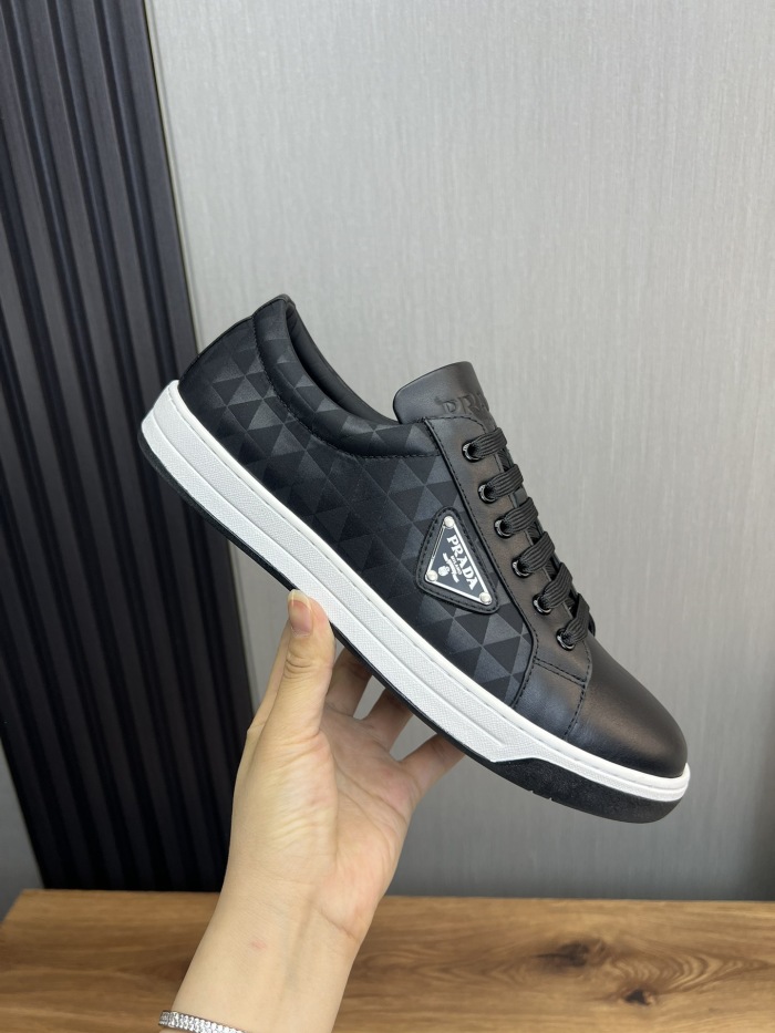 Prada New Sneaker Size 36-46  3-Color