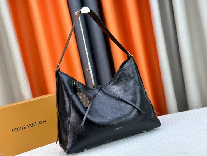 Louis Vuitton M25143 CarryAll Dark Shoulder Bags Size 39*30*15cm