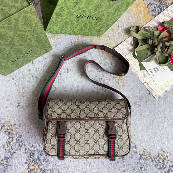 Gucci GG Supreme Shoulder Bags Size 27*20*10cm