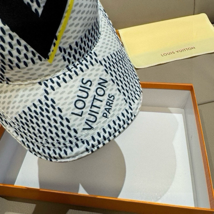 Louis Vuitton Baseball Cap 2-Color