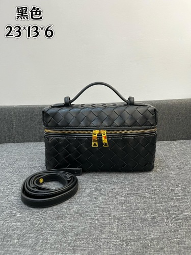 Bottega Veneta Vanity Case Shoulder Bags 24*13*6cm