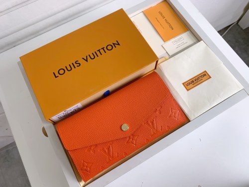 Louis Vuitton Wallet 19*10 cm