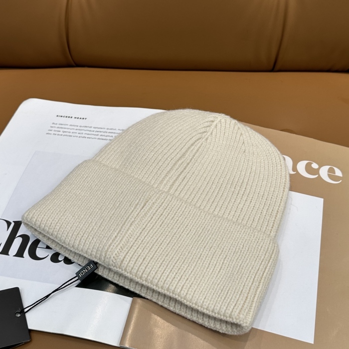 Fendi Knitted Hat