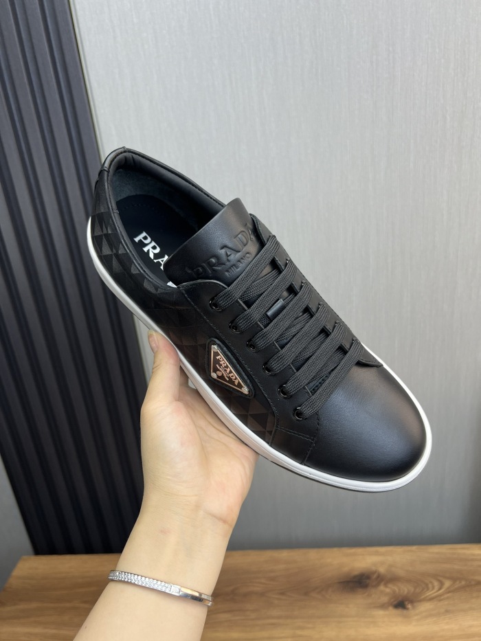 Prada New Sneaker Size 36-46  3-Color