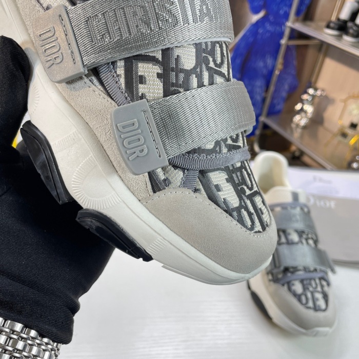 Dior D-Wander Sneaker Size 36-40 4-Color