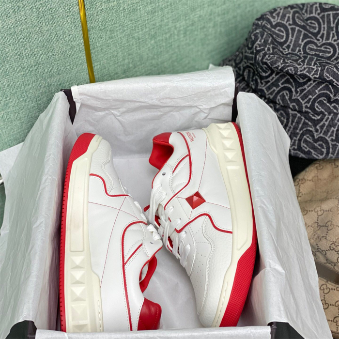 Valentino One Stud Low-Top Sneaker Size 36-45   10-Color