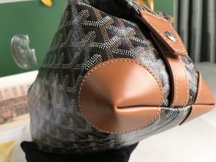 Goyard Boeing Clutch Size 25*12*12cm