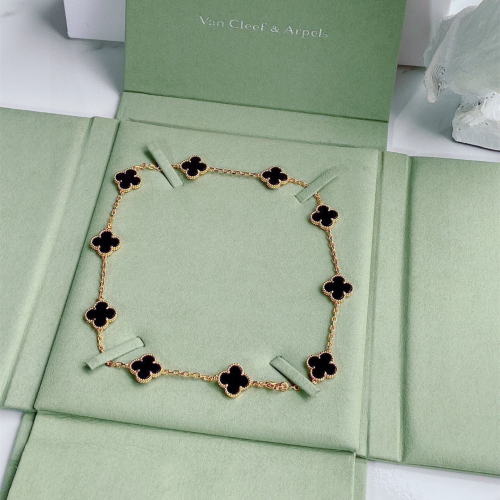 Van Cleef & Arpels Necklace