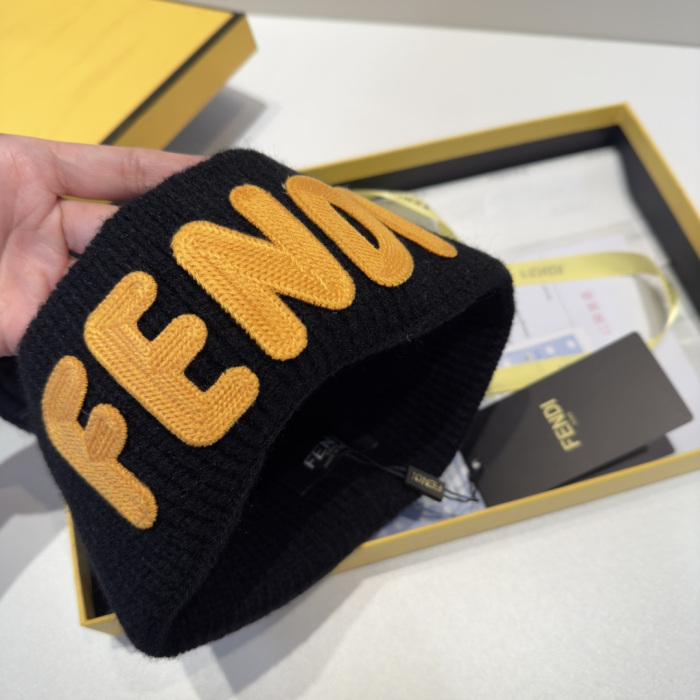 Fendi Knitted Hat