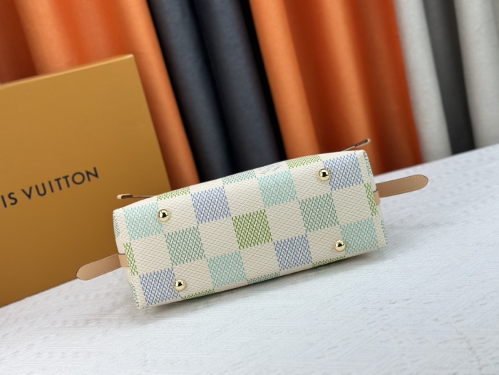 Louis Vuitton Monogram CarryAll Shoulder Bags Size 29*24*12cm