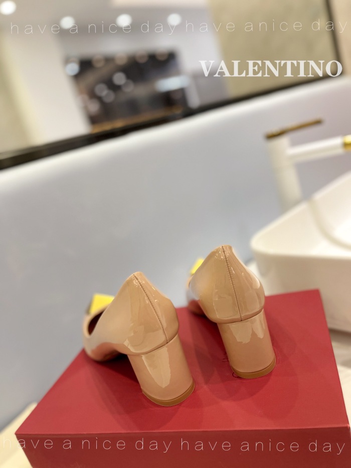 Valentino One Stud Patent Leather Pumps Size 35-41 4-Color