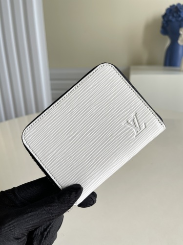 Louis Vuitton Wallet 11*8.5*2 cm